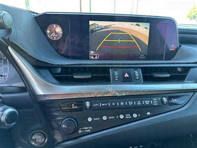 2019 Lexus ES 350   - Photo 15 - Amarillo, TX 79109