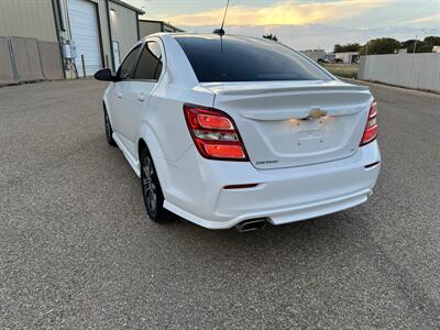 2017 Chevrolet Sonic LT Auto - Photo 2 - Amarillo, TX 79109