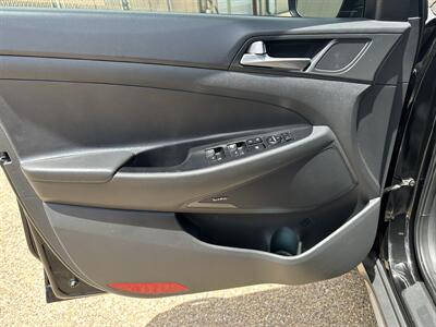2017 Hyundai Tucson SE   - Photo 12 - Amarillo, TX 79109