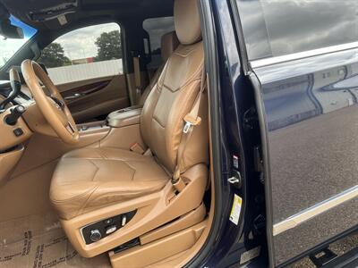 2017 Cadillac Escalade Platinum   - Photo 10 - Amarillo, TX 79109
