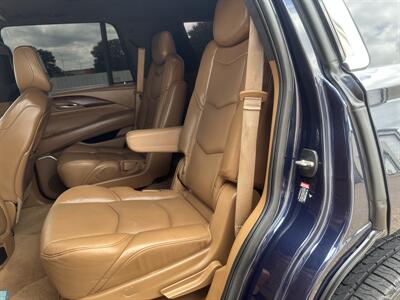 2017 Cadillac Escalade Platinum   - Photo 7 - Amarillo, TX 79109