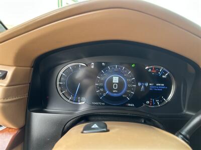 2017 Cadillac Escalade Platinum   - Photo 13 - Amarillo, TX 79109