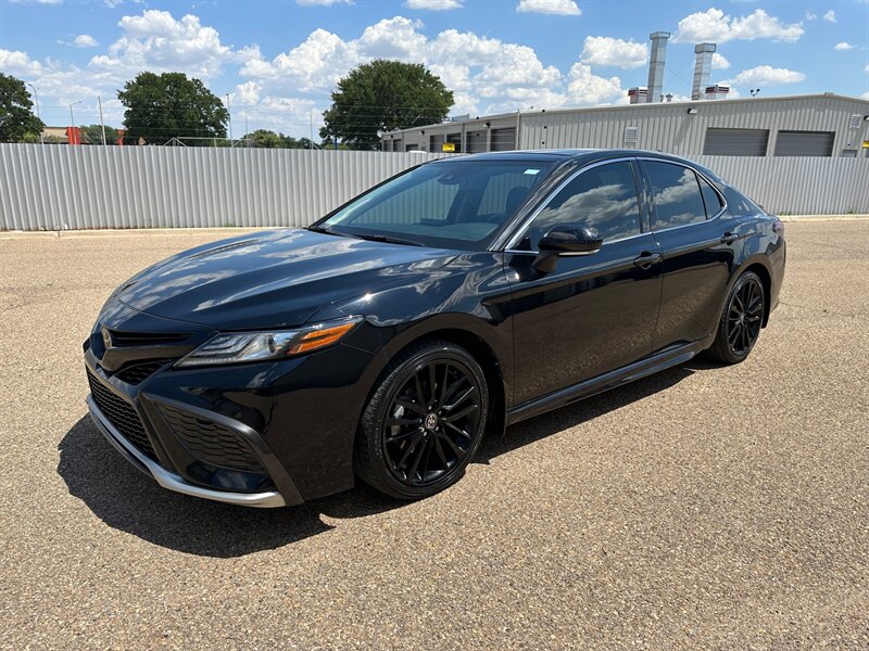2021 Toyota Camry XSE   - Photo 1 - Amarillo, TX 79109