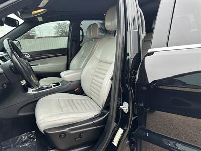 2018 Jeep Grand Cherokee Sterling Edition   - Photo 9 - Amarillo, TX 79109