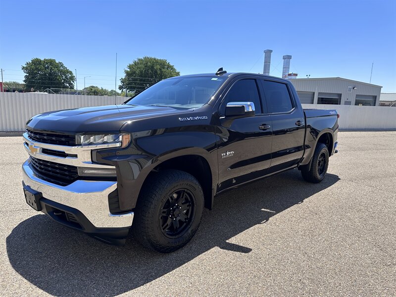 2019 Chevrolet Silverado 1500 LT 4X4 Crew Cab Short Box's photo
