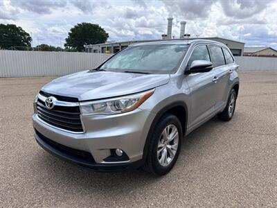2015 Toyota Highlander XLE   - Photo 1 - Amarillo, TX 79109