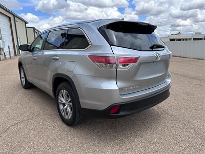 2015 Toyota Highlander XLE   - Photo 2 - Amarillo, TX 79109