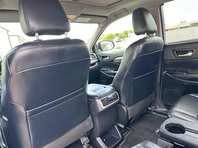 2015 Toyota Highlander XLE   - Photo 8 - Amarillo, TX 79109