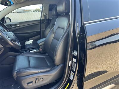 2017 Hyundai TUCSON Limited   - Photo 8 - Amarillo, TX 79109
