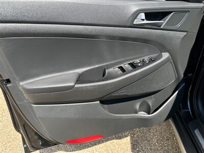 2017 Hyundai TUCSON Limited   - Photo 5 - Amarillo, TX 79109