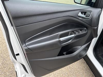 2018 Ford Escape SE   - Photo 9 - Amarillo, TX 79109