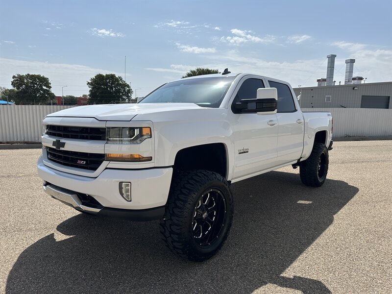 2018 Chevrolet Silverado 1500 LT   - Photo 1 - Amarillo, TX 79109