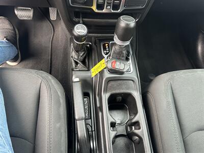 2020 Jeep Gladiator Sport S   - Photo 17 - Amarillo, TX 79109