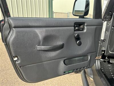 2006 Jeep Wrangler SE SE 2dr SUV   - Photo 6 - Amarillo, TX 79109