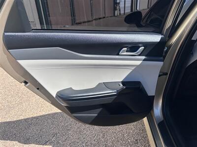 2022 Kia K5 LXS - Photo 5 - Amarillo, TX 79109