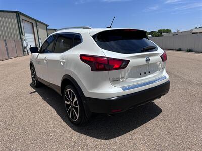 2019 Nissan Rogue SL   - Photo 2 - Amarillo, TX 79109