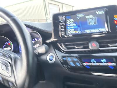 2018 Toyota C-HR XLE Premium - Photo 14 - Amarillo, TX 79109