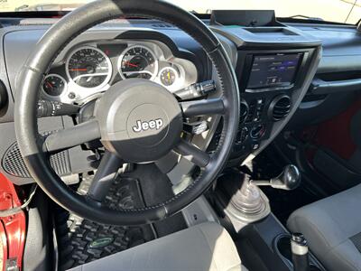 2010 Jeep Wrangler Unlimited Sport   - Photo 12 - Amarillo, TX 79109