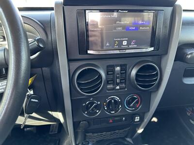 2010 Jeep Wrangler Unlimited Sport   - Photo 9 - Amarillo, TX 79109