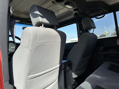 2010 Jeep Wrangler Unlimited Sport   - Photo 15 - Amarillo, TX 79109