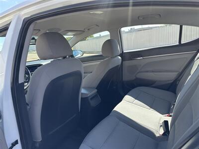 2017 Hyundai ELANTRA SE   - Photo 9 - Amarillo, TX 79109