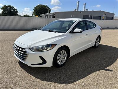 2017 Hyundai ELANTRA SE   - Photo 1 - Amarillo, TX 79109