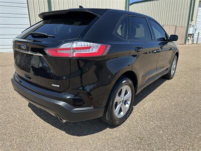 2019 Ford Edge SE   - Photo 2 - Amarillo, TX 79109