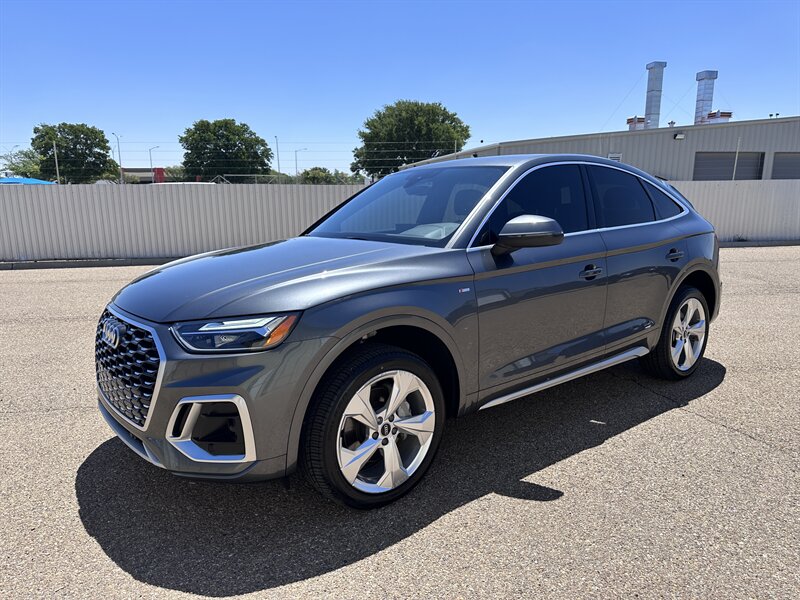 2021 Audi Q5 Sportback 45 Premium's photo