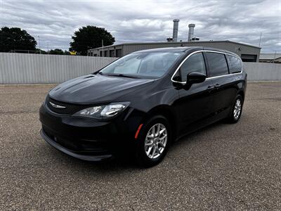 2024 Chrysler Voyager LX   - Photo 1 - Amarillo, TX 79109