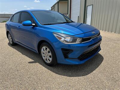 2021 Kia Rio LX   - Photo 2 - Amarillo, TX 79109