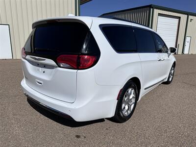 2018 Chrysler Pacifica Touring L - Photo 3 - Amarillo, TX 79109
