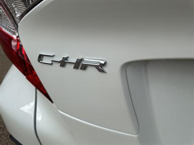2021 Toyota C-HR XLE   - Photo 3 - Amarillo, TX 79109