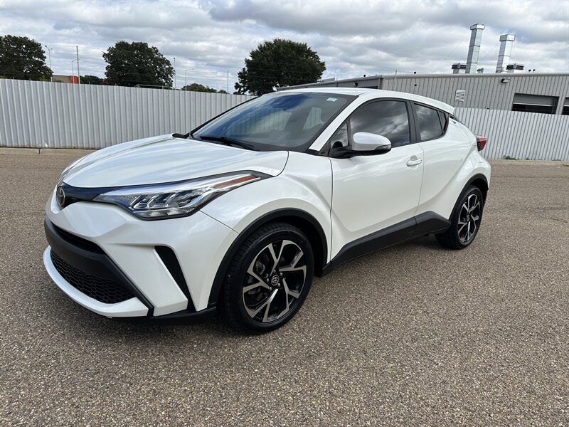 2021 Toyota C-HR XLE  