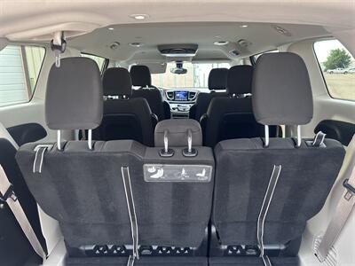 2017 Chrysler Pacifica Touring   - Photo 5 - Amarillo, TX 79109