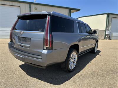 2019 Cadillac Escalade ESV Premium Luxury   - Photo 4 - Amarillo, TX 79109