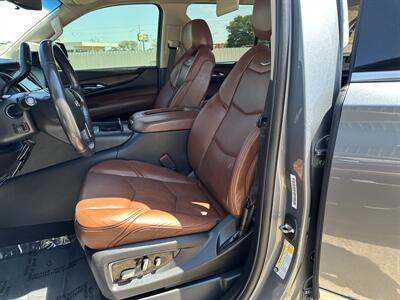 2019 Cadillac Escalade ESV Premium Luxury   - Photo 13 - Amarillo, TX 79109