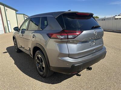 2024 Nissan Rogue SV   - Photo 2 - Amarillo, TX 79109