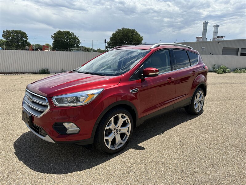 2019 Ford Escape Titanium   - Photo 1 - Amarillo, TX 79109