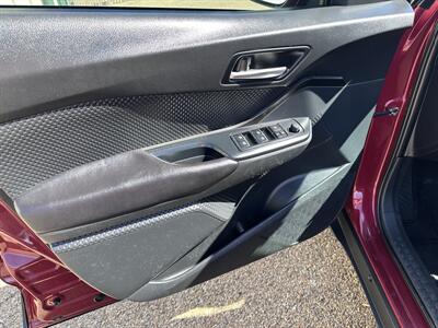 2018 Toyota C-HR XLE   - Photo 9 - Amarillo, TX 79109