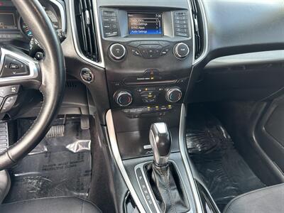 2017 Ford Edge SEL   - Photo 14 - Amarillo, TX 79109