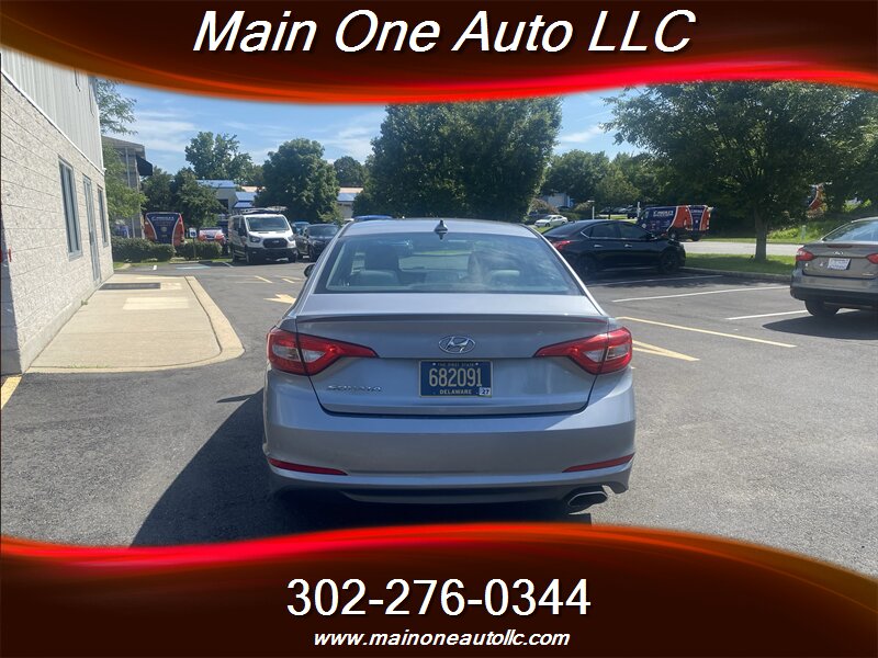 2015 Hyundai Sonata SE - Photo 7 - New Castle, DE 19720
