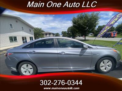 2015 Hyundai SONATA Hybrid   - Photo 4 - New Castle, DE 19720