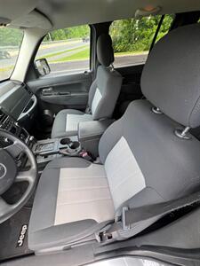 2010 Jeep Liberty Sport   - Photo 5 - New Castle, DE 19720
