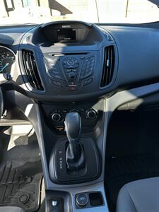 2015 Ford Escape SE   - Photo 22 - Colorado Springs, CO 80928