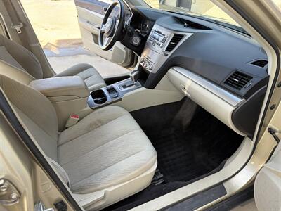 2010 Subaru Outback 2.5i Premium   - Photo 16 - Colorado Springs, CO 80928