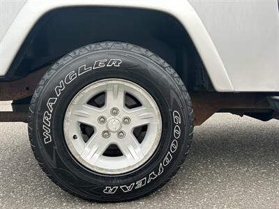 2005 Jeep Wrangler LJ Unlimited   - Photo 39 - Peapack & Gladstone, NJ 07977