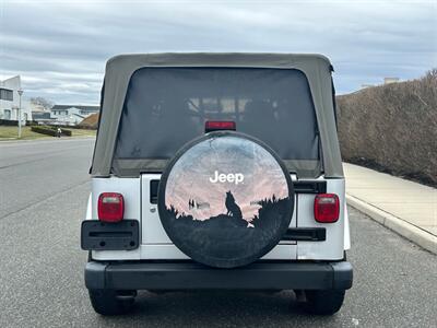 2005 Jeep Wrangler LJ Unlimited   - Photo 3 - Peapack & Gladstone, NJ 07977