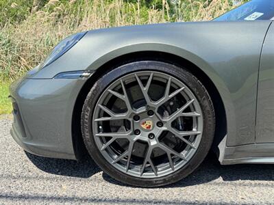 2024 Porsche 911 Carrera 4 GTS - Photo 37 - Peapack & Gladstone, NJ 07977