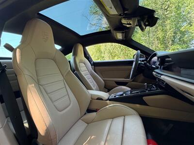 2024 Porsche 911 Carrera 4 GTS - Photo 17 - Peapack & Gladstone, NJ 07977