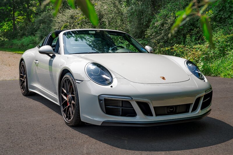2018 Porsche 911 GTS - Photo 14